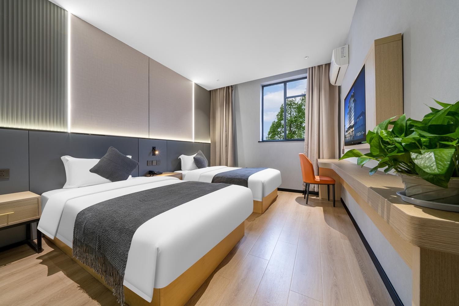 武汉小米总部附近酒店(小米武汉总部地址及联系电话)