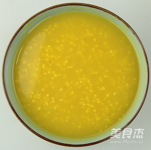 小米稀饭起沫(小米稀饭煮出来有硬的)