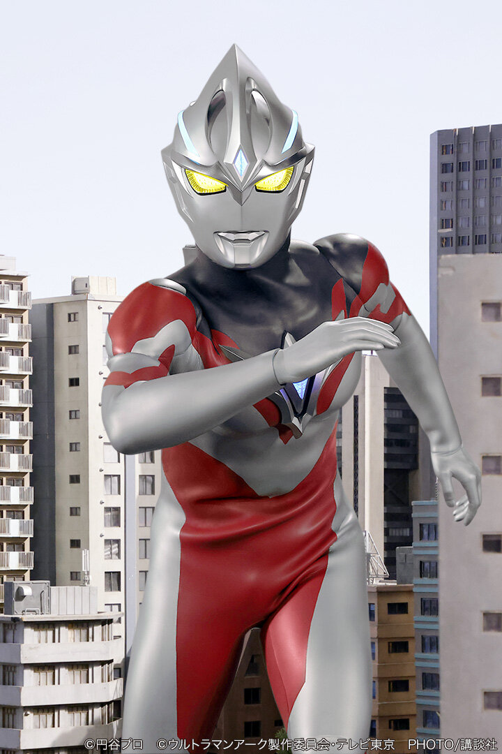 U俩安奥特曼图片(100张奥特曼图片)