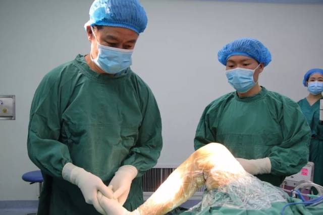 做膝盖手术游戏攻略(膝盖手术需要准备什么)