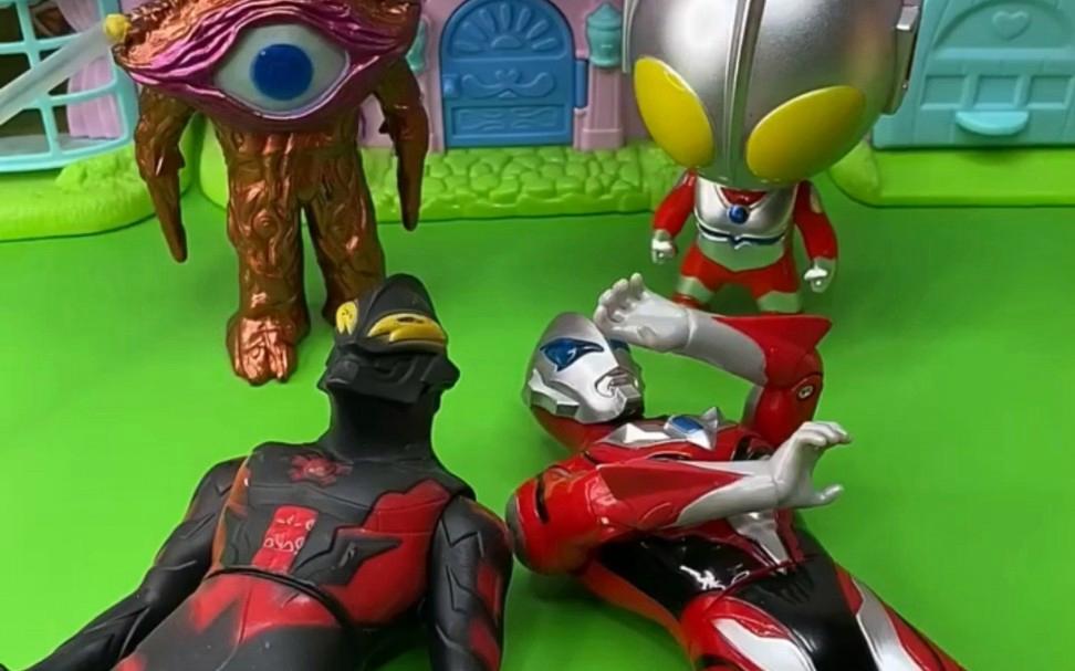 奥特曼打着小怪兽(奥特曼打小怪兽叫什么名字)