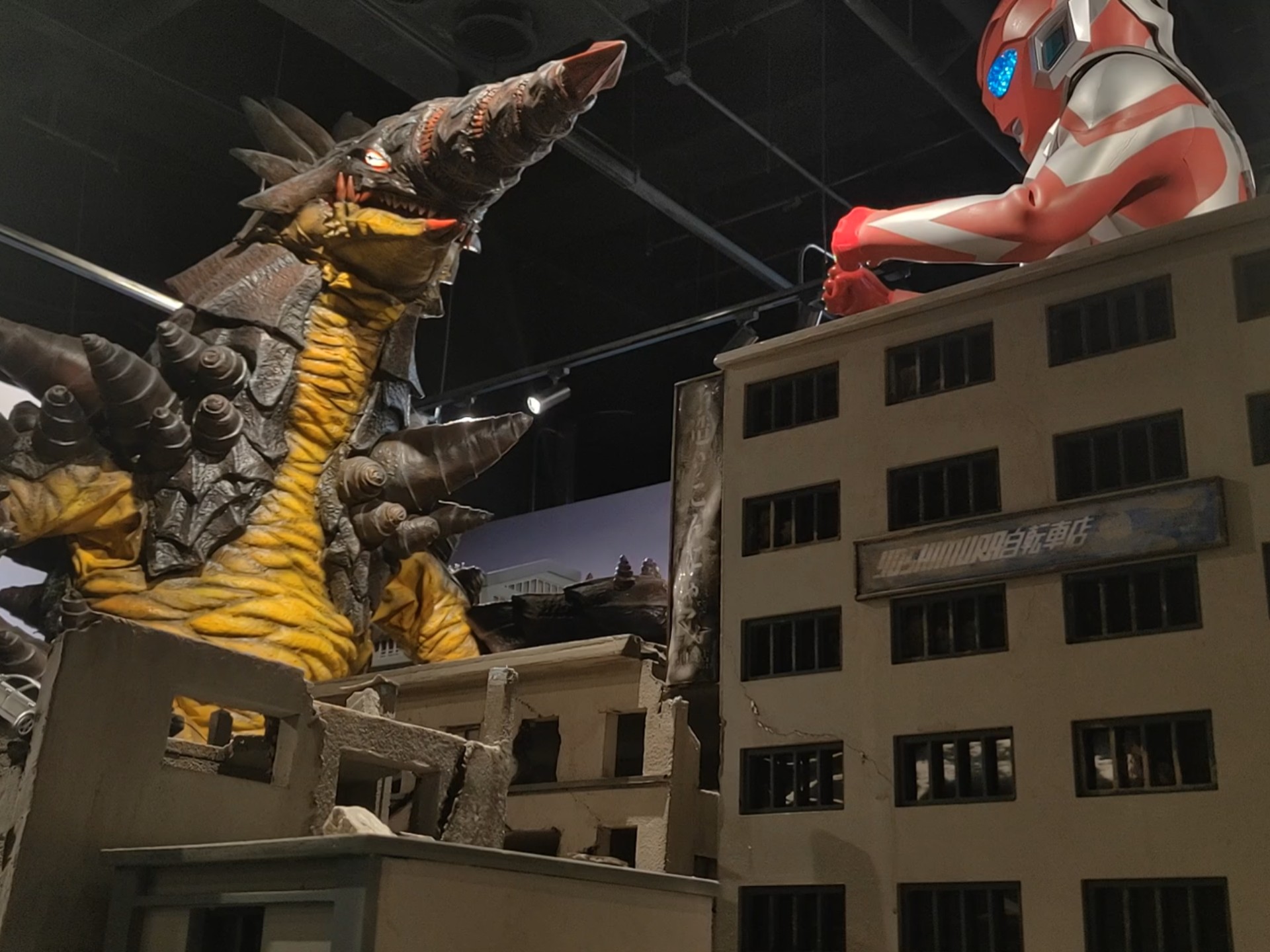 奥特曼打兽2(奥特曼打怪兽完整版)