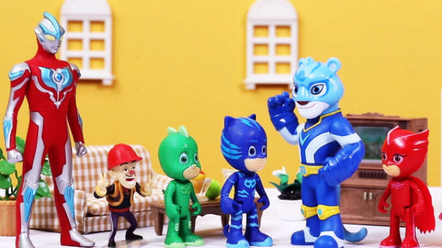 奥特曼给光头强打针(奥特曼大战光头强故事)