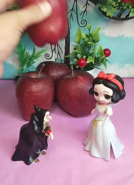 收藏声音奥特曼救公主3d()