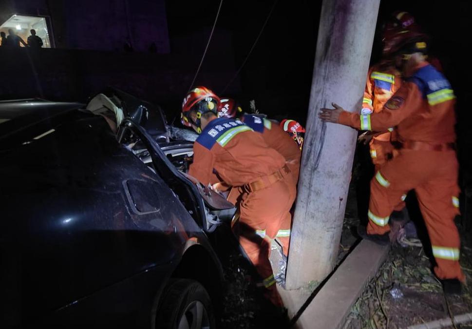 救援受困人的攻略(救援受困农夫通关攻略)