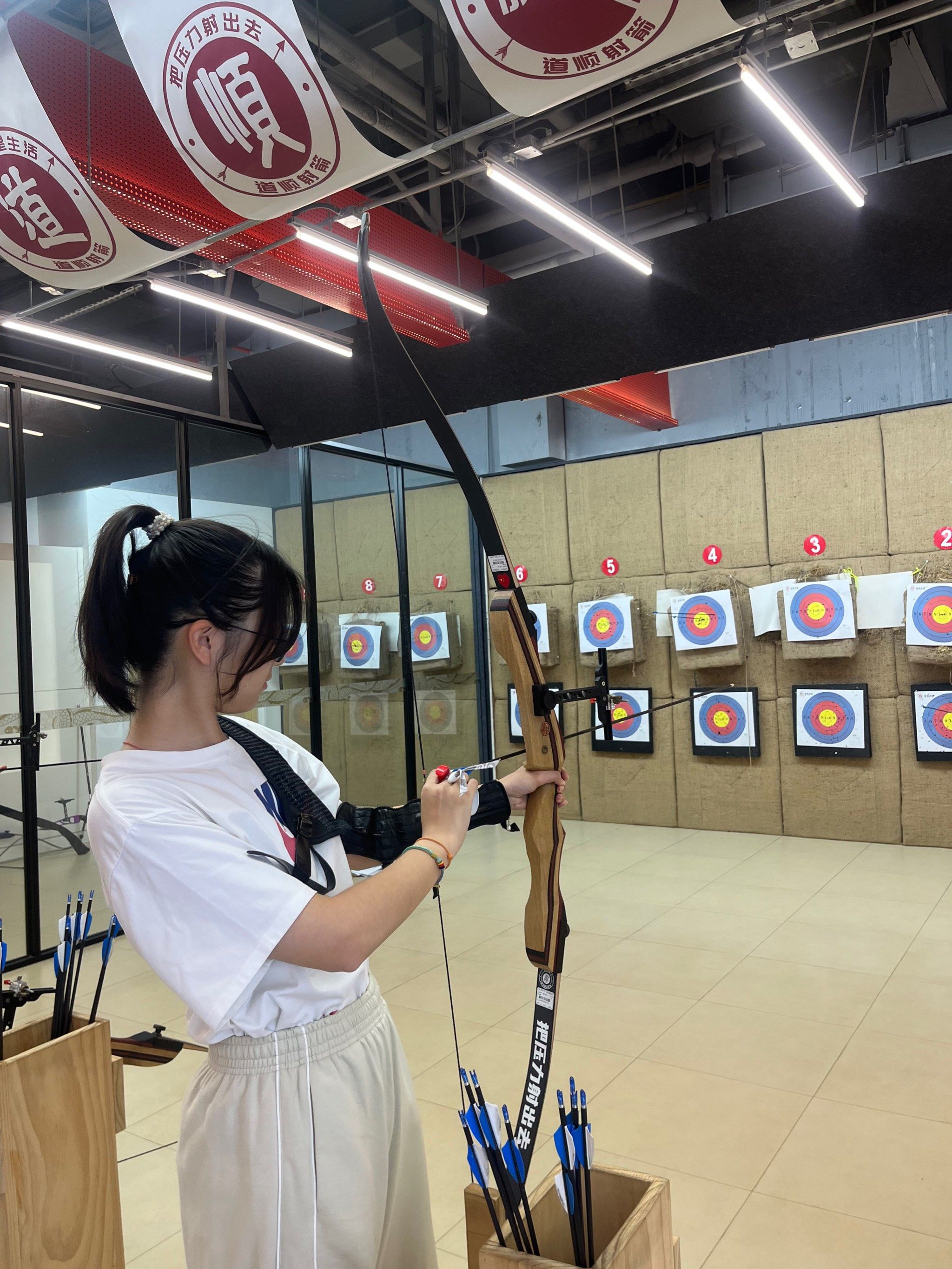 射箭大作战技能破解版(射箭大作战无限金钱钻石版)