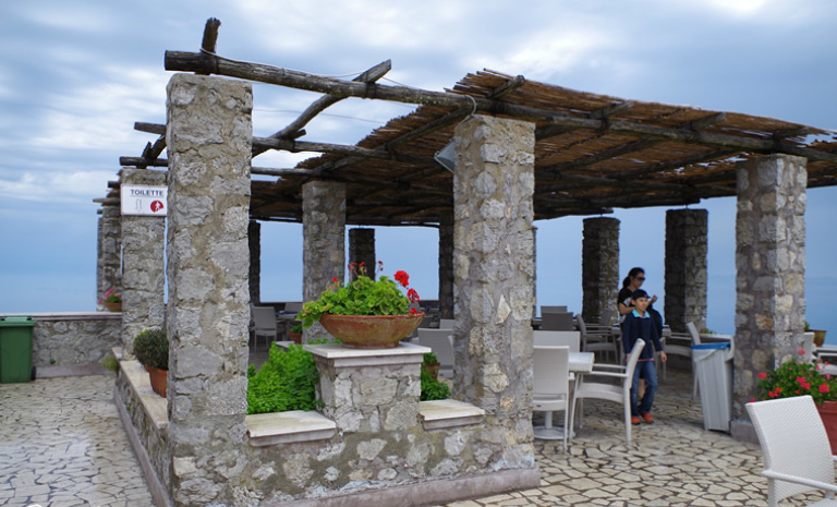 逃生挑战岛屿攻略10(逃生挑战之冒险攻略视频)