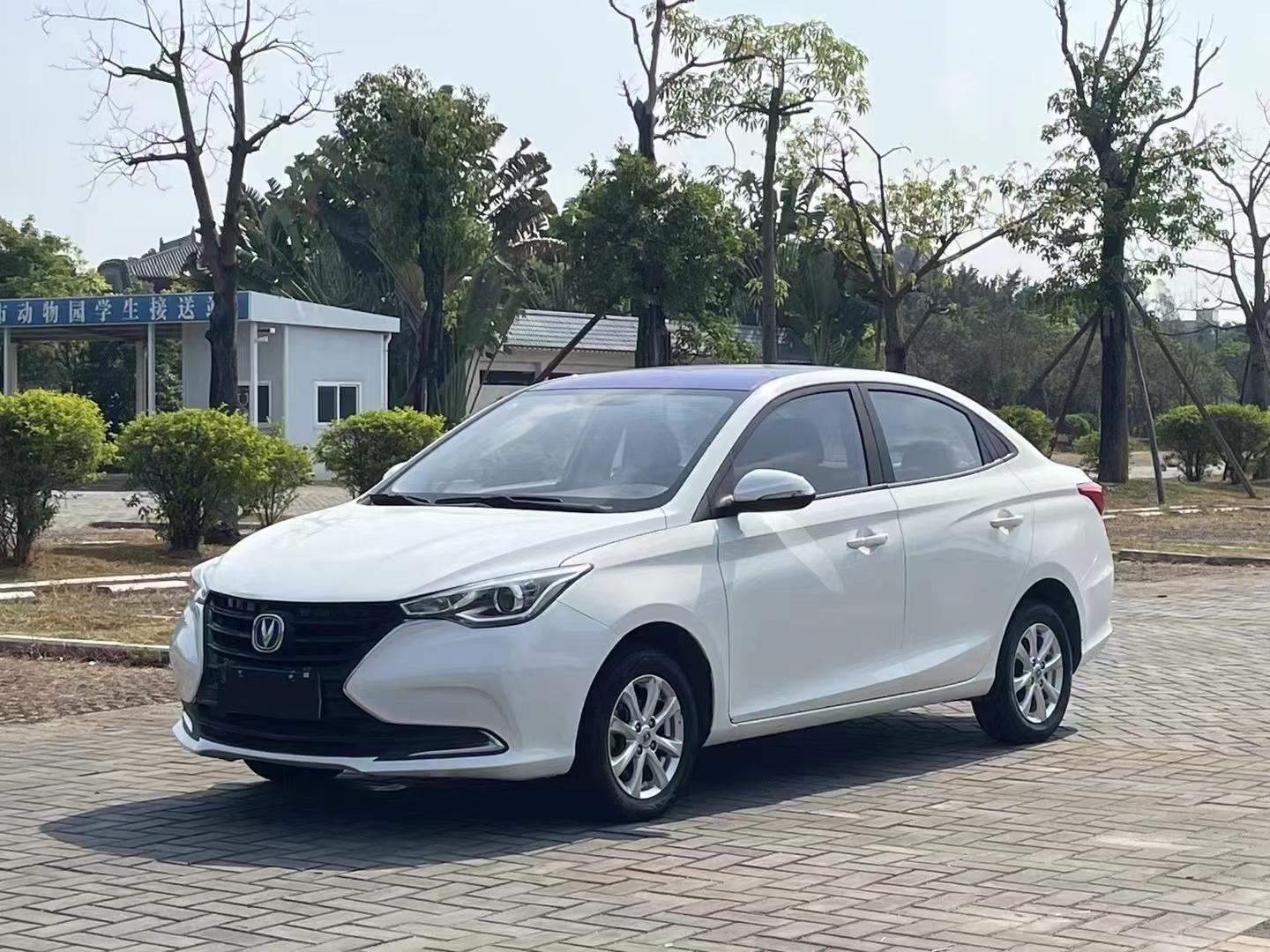 小轿车破解版(汽车破解版游戏)