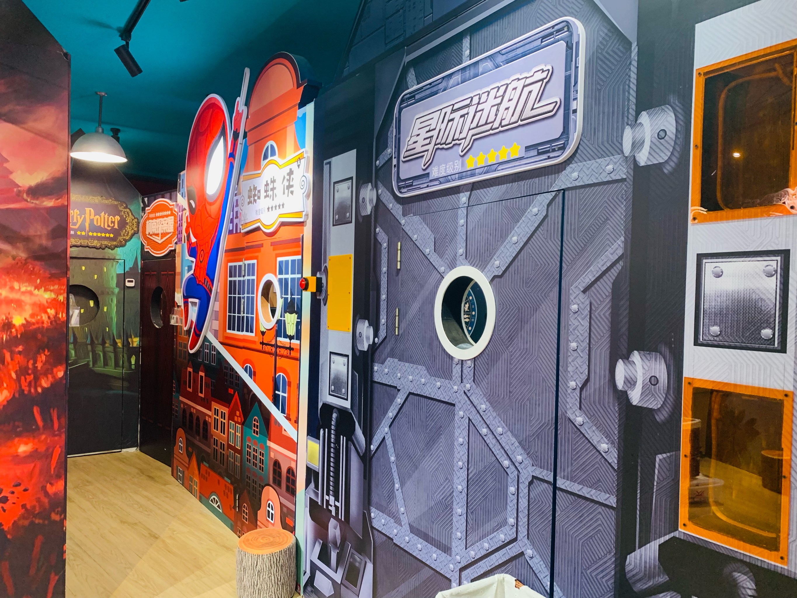 地狱牢笼攻略密室(地狱牢笼赛怎么开门)