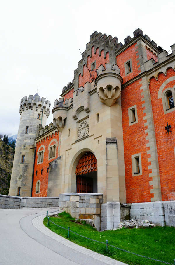 逃出野兽城堡攻略(逃出野兽城堡攻略图文)