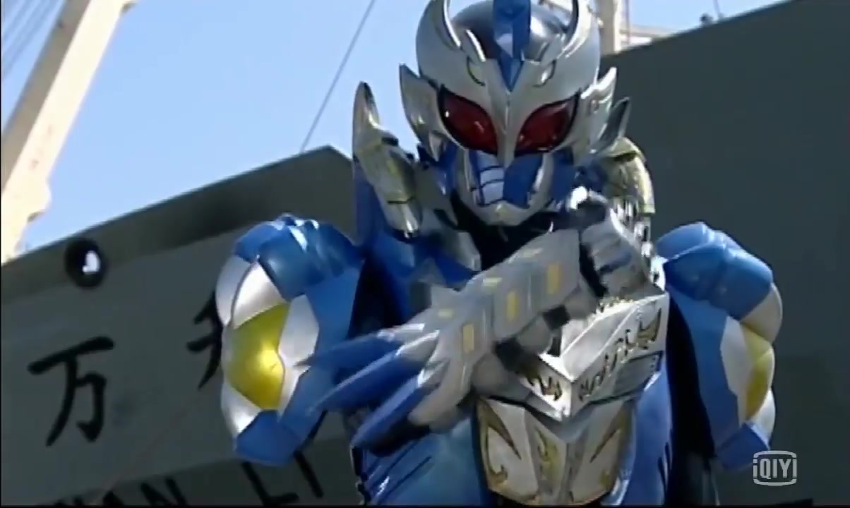 风鹰铠甲勇士的图片大全(风鹰铠甲勇士的图片大全帅气)